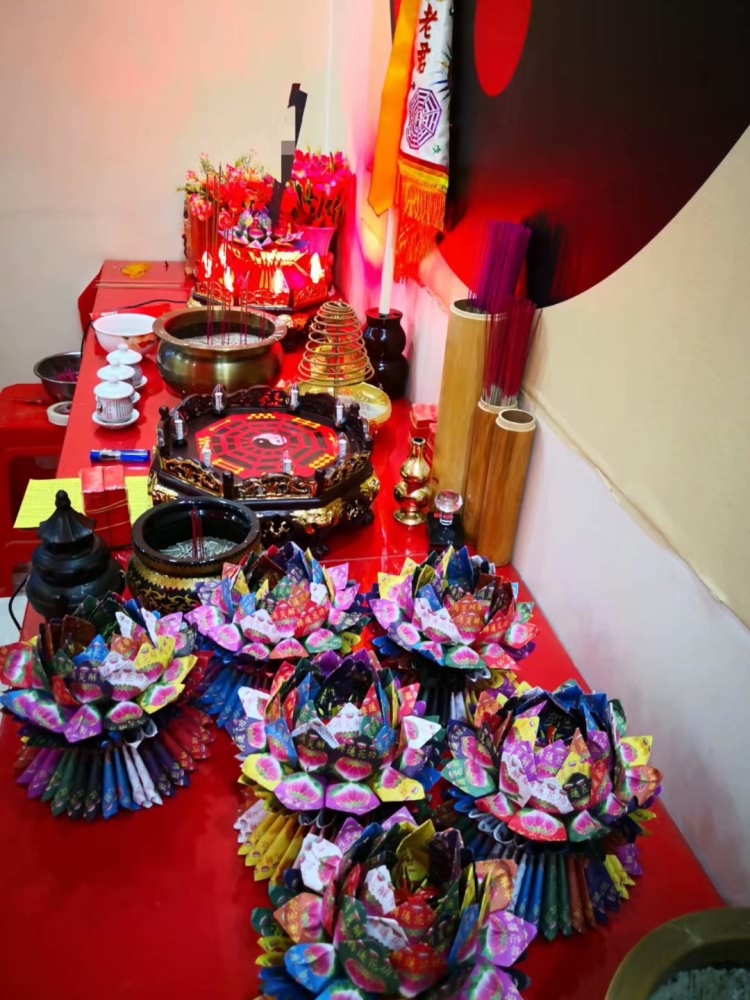 道教太上超渡法，超渡祖先；提拔灵品，分解世孽